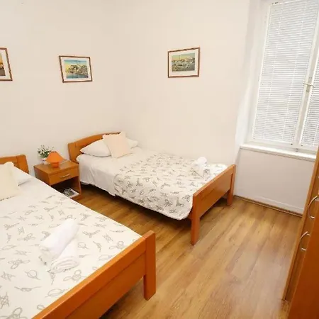 Apartment Victoria Old Town *